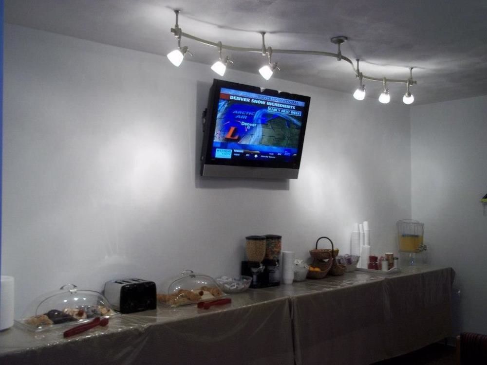 Lake Inn Westlake Corner Ngoại thất bức ảnh